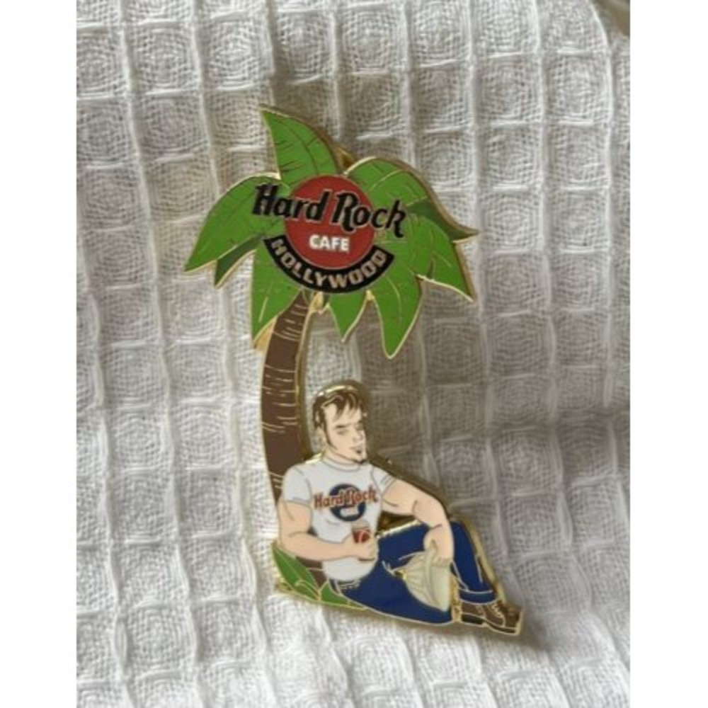 HARD ROCK CAFE PIN HOLLYWOOD GUY UNDER PALM TREE
